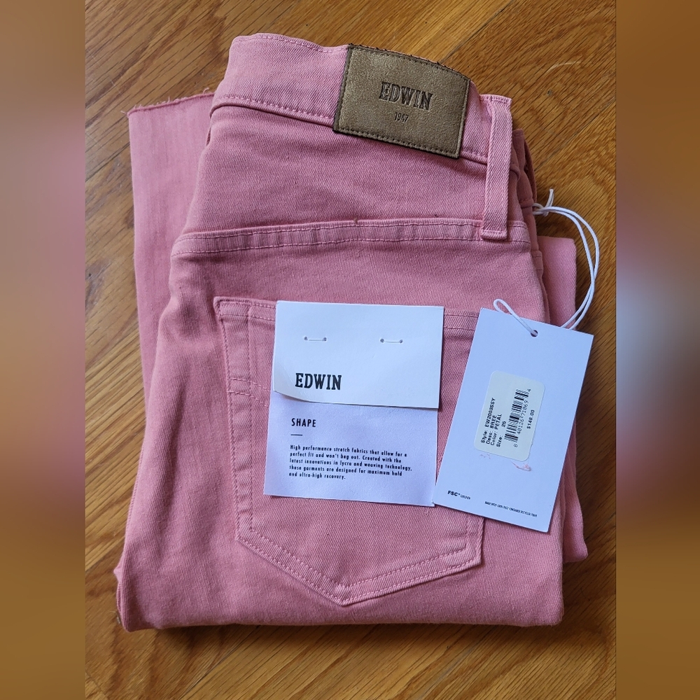 Anthropologie Edwin Bree Shape Denim in Petal Sz. 25